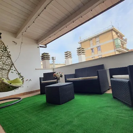 Estivo In Centro Citta Apartment *